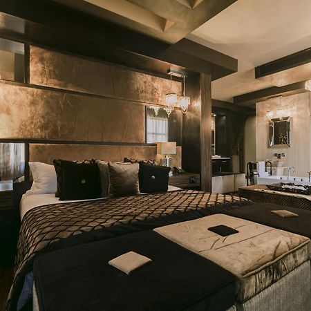 Palala Boutique Game Lodge And Spa Tom Burke Exterior photo