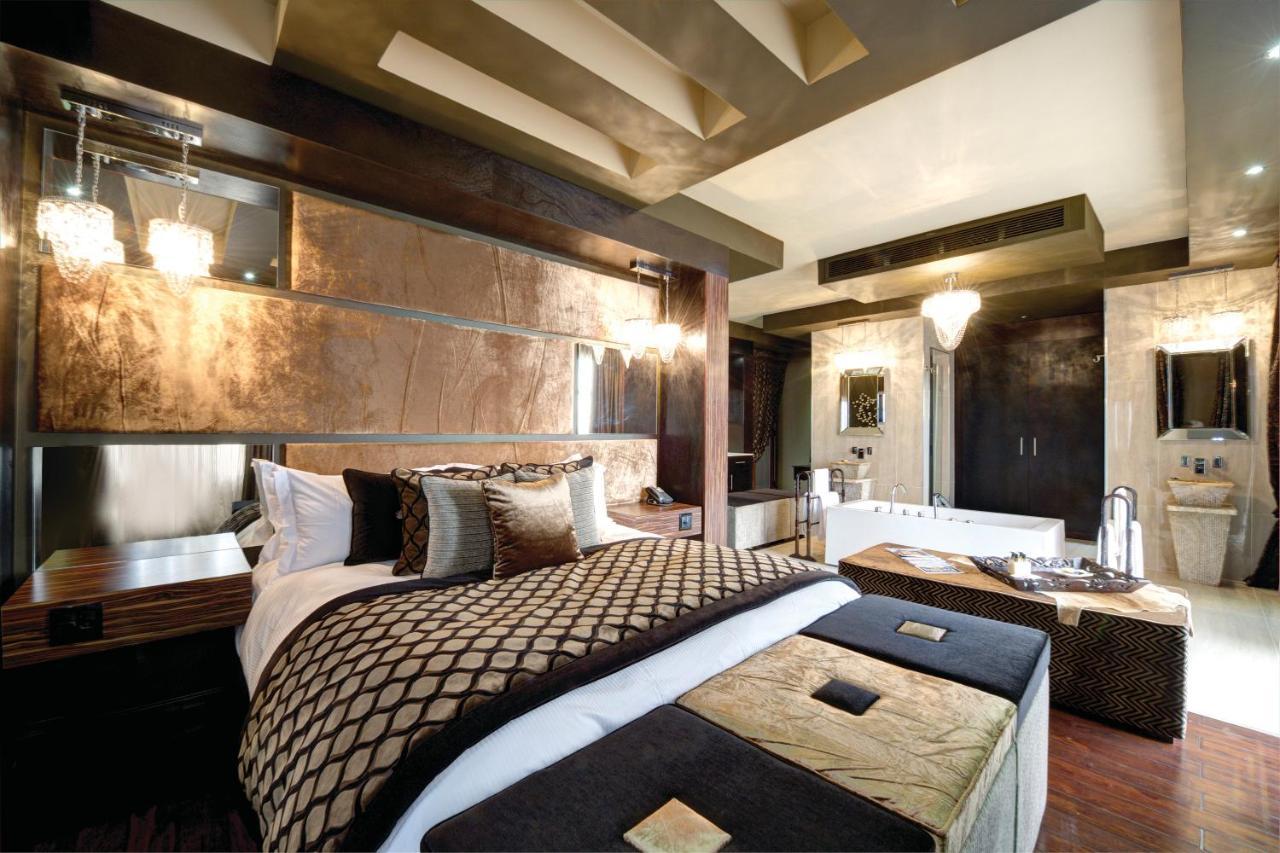 Palala Boutique Game Lodge And Spa Tom Burke Exterior photo
